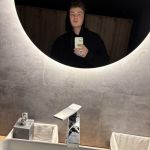 Роман, 18 лет