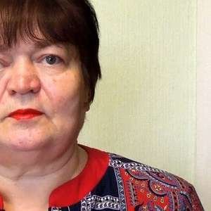 ГАЛИНА   КОЛЕСНИКОВА , 65 лет